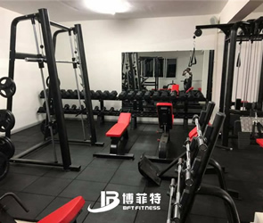 馬達加斯加客戶健身房案例 開健身房就買博菲特健身器材