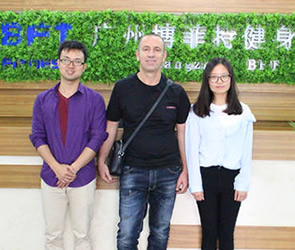 科索沃客戶來中國采購博菲特商業(yè)健身房器械