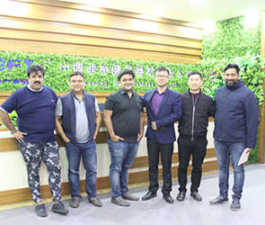 印度客戶來中國采購博菲特品牌商用健身器材