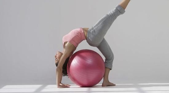 這些健身器械適合放家里，專治懶癌家又小的你