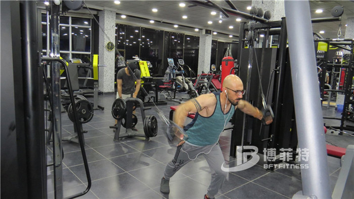 博菲特大飛鳥龍門架