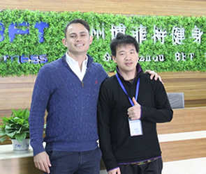 澳大利亞客戶來中國進口廣州博菲特健身器材