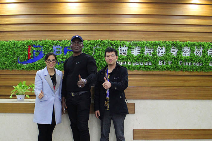 多哥來(lái)中國(guó)進(jìn)口健身器材