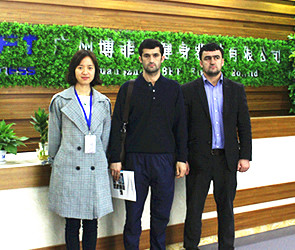 塔吉克斯坦客戶來中國采購商用健身房器材