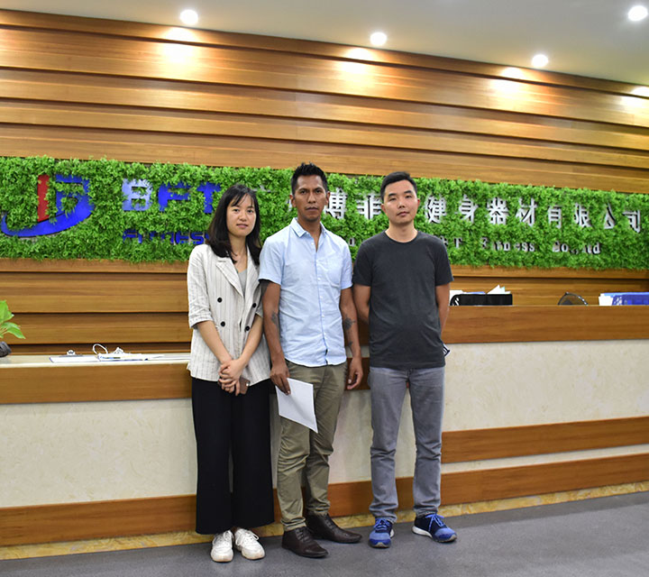 玻利維亞健身房器材