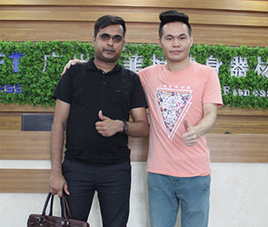 毛里求斯客戶來中國找健身器材廠家