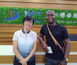 尼日利亞客戶(hù)來(lái)中國(guó)找健身器材工廠