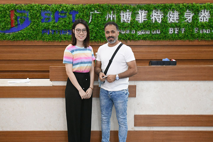 沙特阿拉伯客戶采購博菲特品牌健身器材