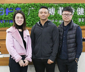 卡塔爾客戶(hù)來(lái)中國(guó)采購(gòu)商用健身房器械