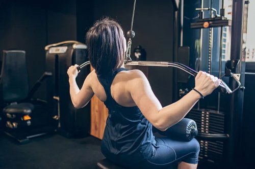 商用健身房設(shè)備經(jīng)營廠家