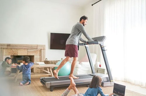 從健身房到家庭健身：家用健身器材的崛起與未來趨勢