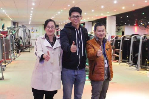 馬來西亞成交客戶合影留念