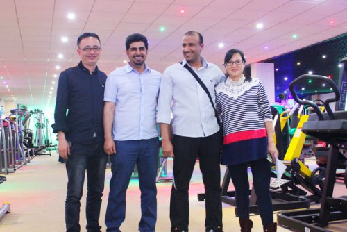 阿爾及利亞成交客戶合影