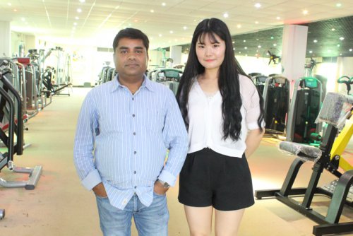 印度客戶簽約合影