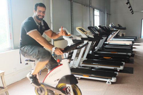 沙特客戶來公司驗貨留影